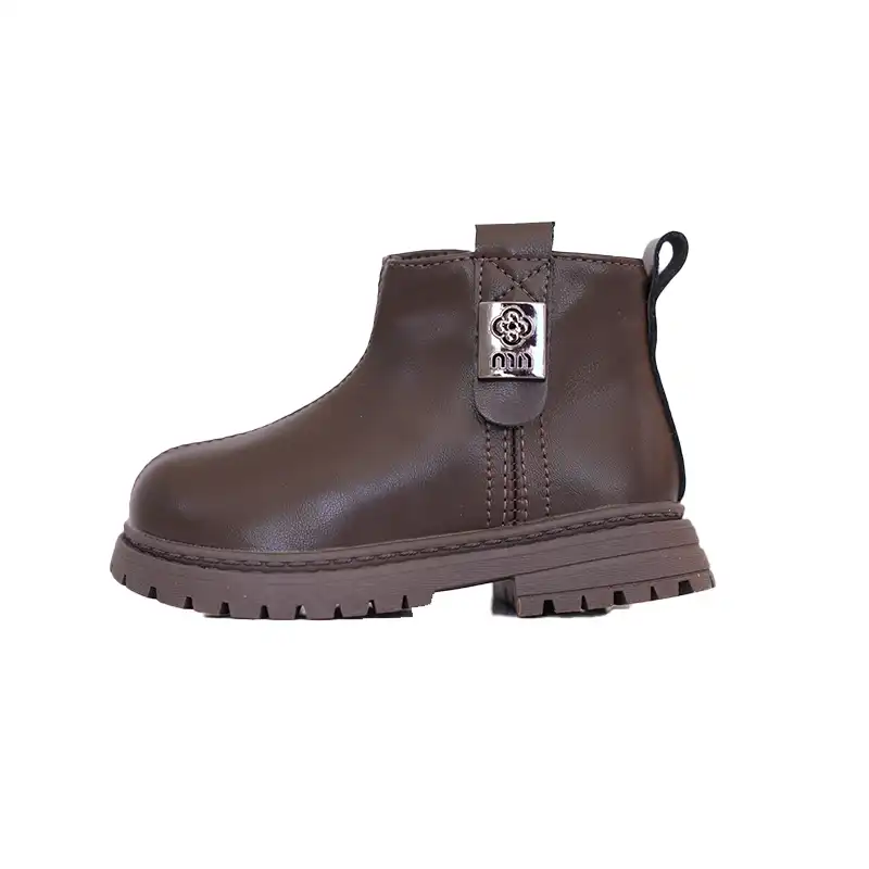 بوت چرمی ساده کد۲۵۸۱۶