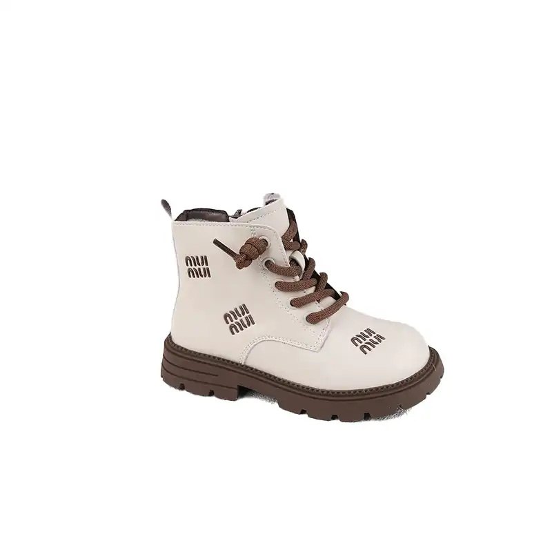 بوت اسپرت جی داک کد ۹۷۷۸