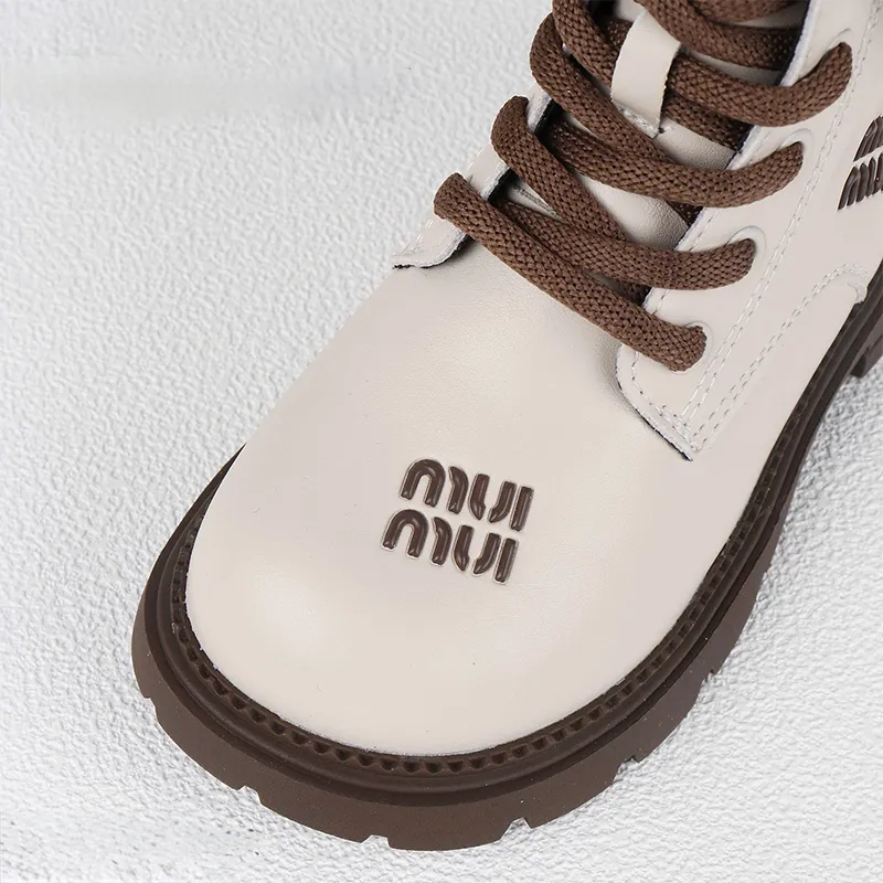 بوت اسپرت جی داک کد ۹۷۷۸